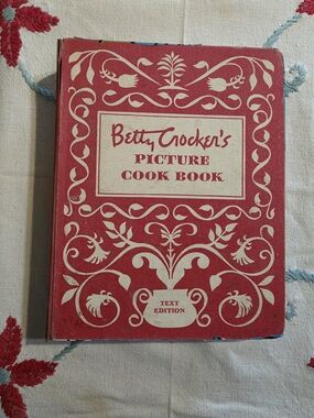 Betty Crocker Picture Cookbook Text Edition - Classic Style